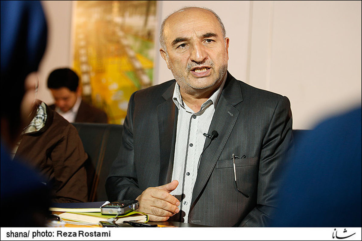 صنعت پتروشیمی کشور باید بر اساس یک استراتژی کلان، توسعه یابد