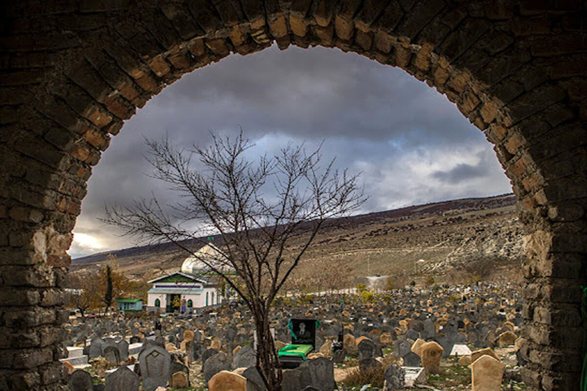 قبرستان سفیدچاه، قبرستانی مرموز به قدمت ایران باستان