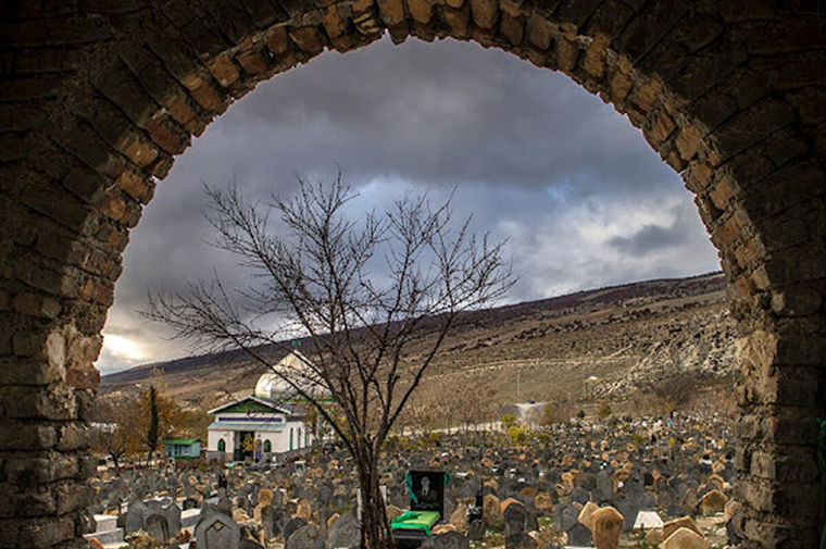 قبرستان سفیدچاه، قبرستانی مرموز به قدمت ایران باستان